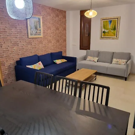 Semesterbostad Paseo De La Ribera. Cordoba. *